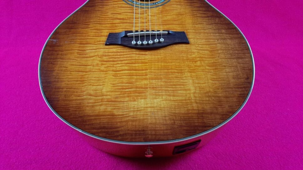 Ibanez AEL20E VV1202 beautiful semiacustic