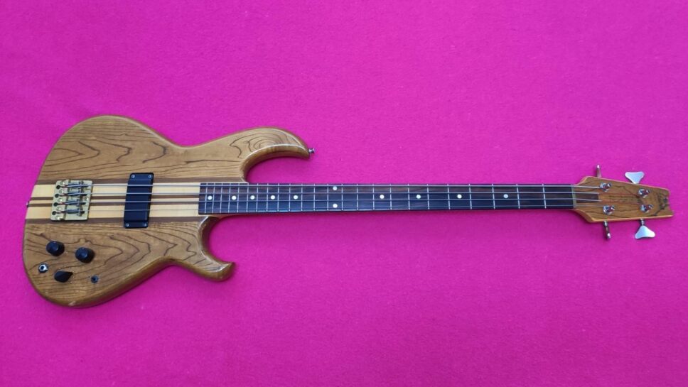 ARIA PRO II SB-1000 Oak 1981 (simil Cliff Burton Metallica)