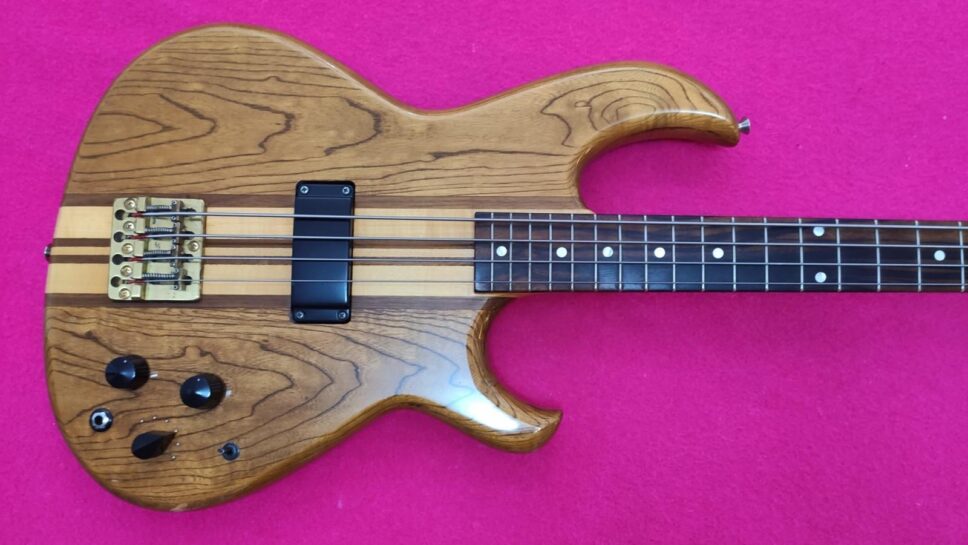 ARIA PRO II SB-1000 Oak 1981 (simil Cliff Burton Metallica)