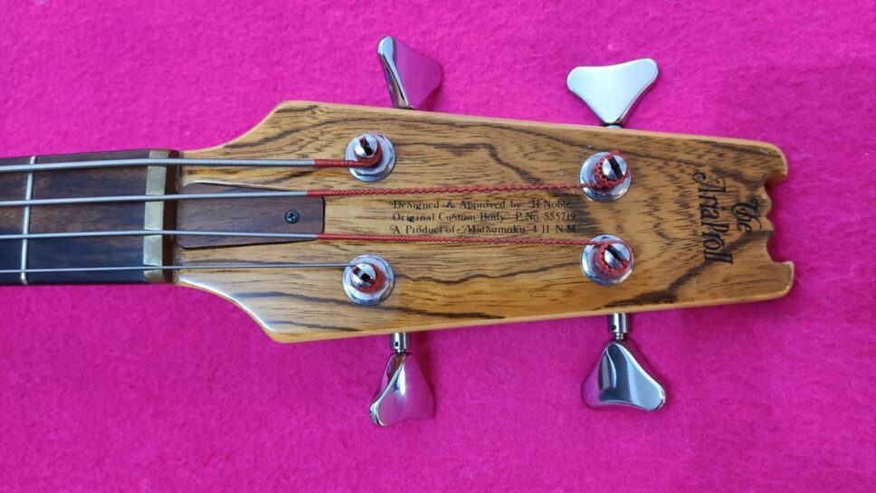 ARIA PRO II SB-1000 Oak 1981 (simil Cliff Burton Metallica)
