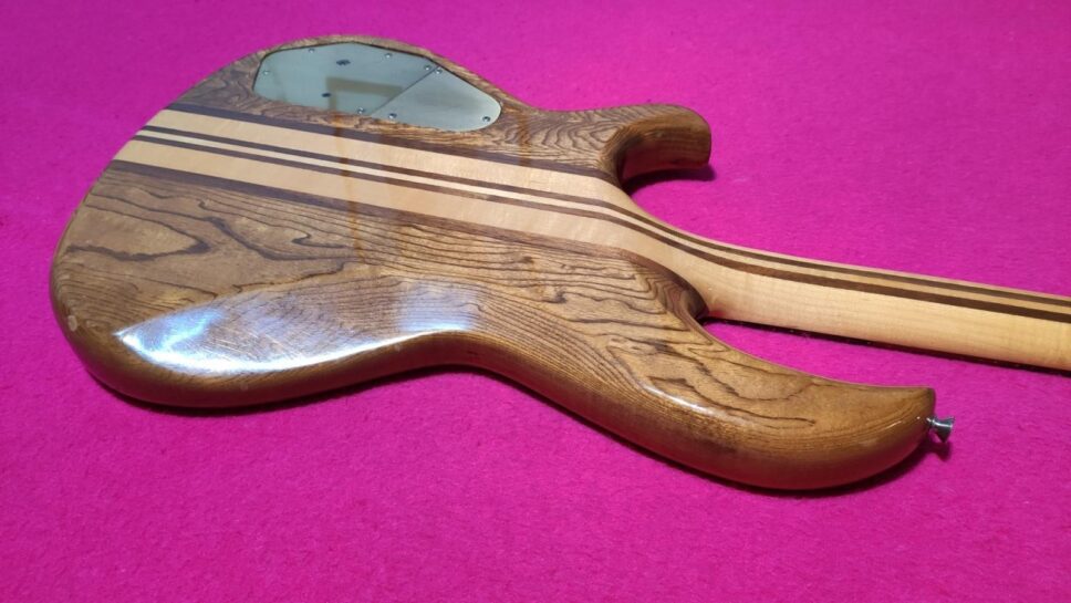 ARIA PRO II SB-1000 Oak 1981 (simil Cliff Burton Metallica)