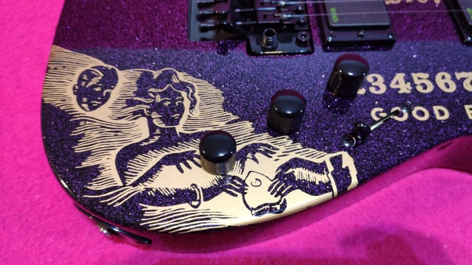 LTD (by ESP) KH PURPLE Sparkle Ouija Kirk Hammett (NTB) Limited 500p.