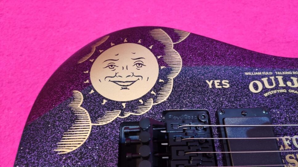 LTD (by ESP) KH PURPLE Sparkle Ouija Kirk Hammett (NTB) Limited 500p.