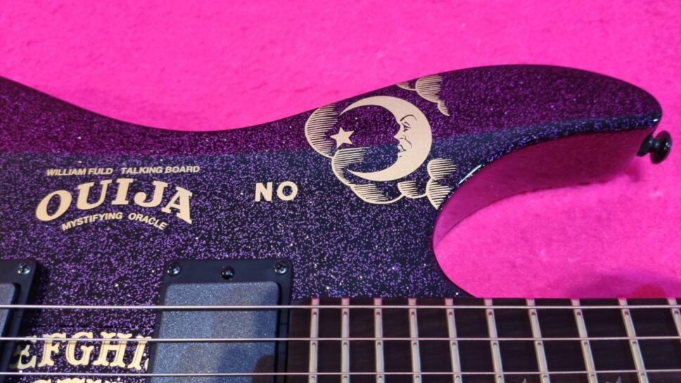 LTD (by ESP) KH PURPLE Sparkle Ouija Kirk Hammett (NTB) Limited 500p.