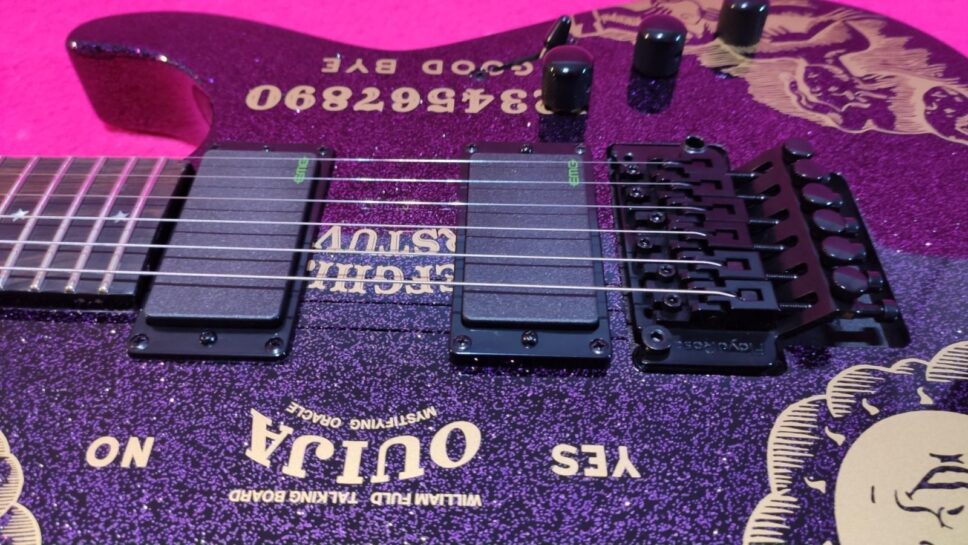 LTD (by ESP) KH PURPLE Sparkle Ouija Kirk Hammett (NTB) Limited 500p.