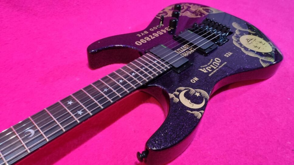 LTD (by ESP) KH PURPLE Sparkle Ouija Kirk Hammett (NTB) Limited 500p.