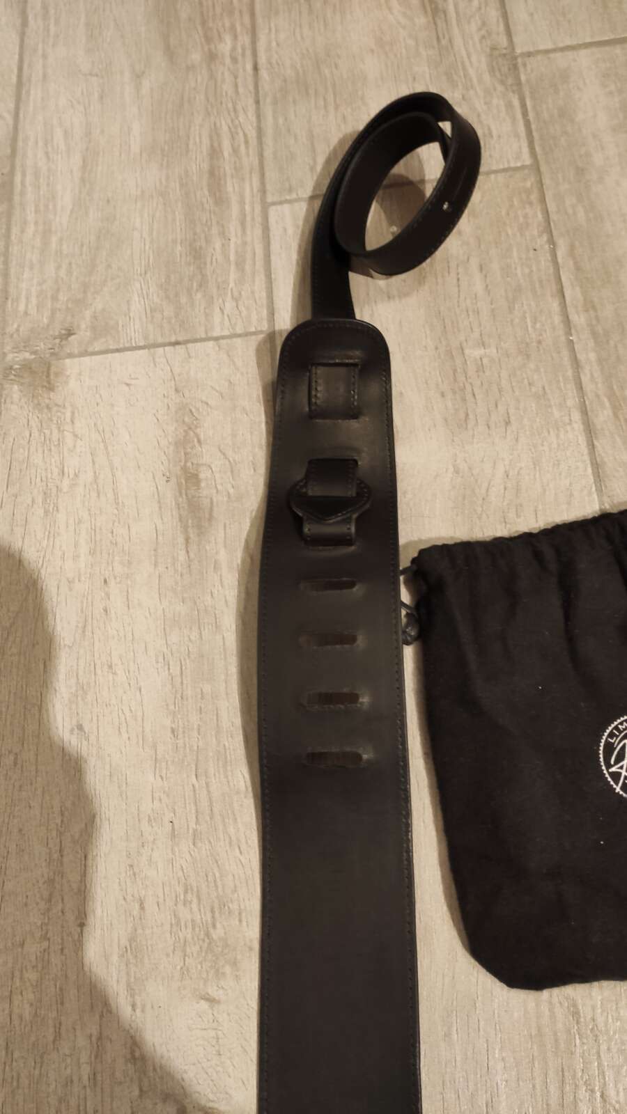 KIRK HAMMETT LEATHER GUITAR STRAP ESP LIMITED EDITION