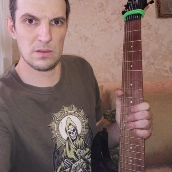 Ibanez RG8 owned by Zippy Kid