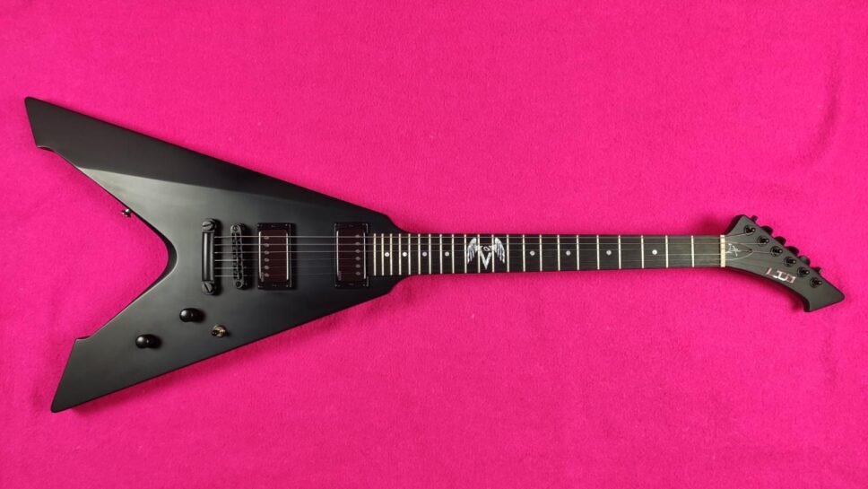 LTD (by ESP) Vulture BLKS James Hetfield Metallica Signature