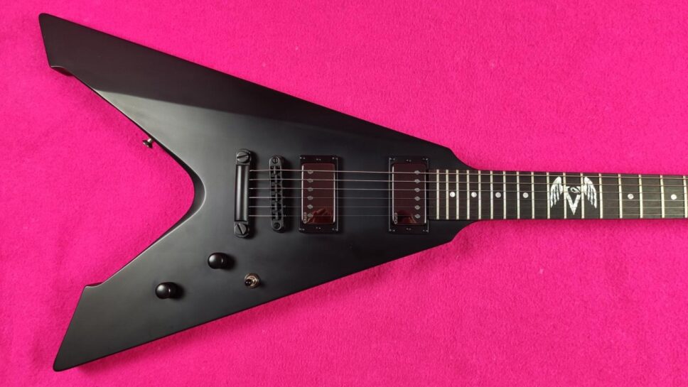 LTD (by ESP) Vulture BLKS James Hetfield Metallica Signature