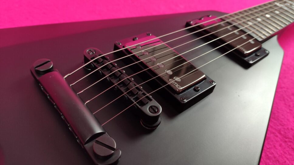 LTD (by ESP) Vulture BLKS James Hetfield Metallica Signature