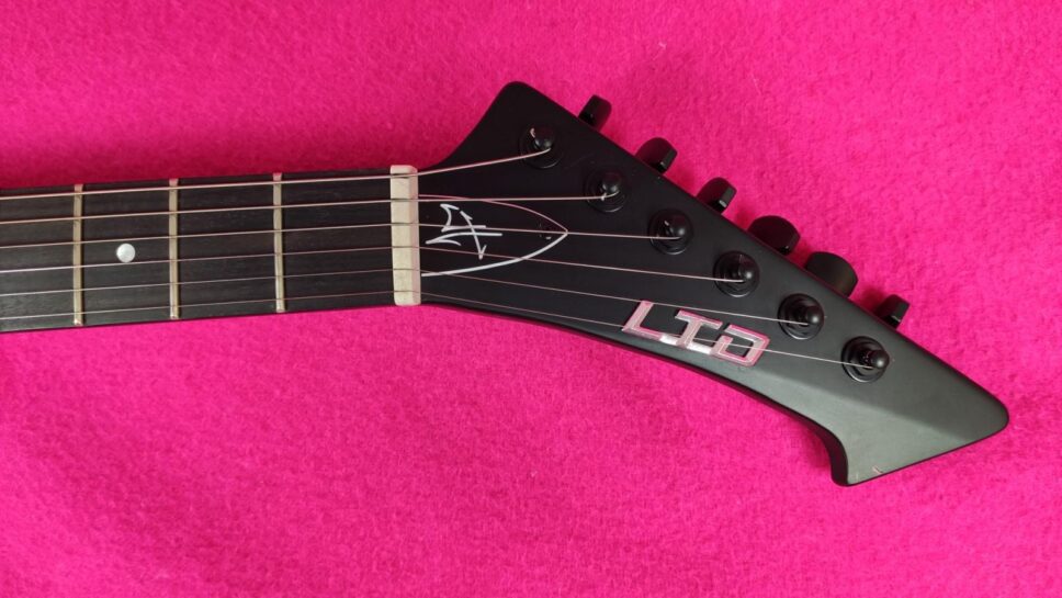LTD (by ESP) Vulture BLKS James Hetfield Metallica Signature