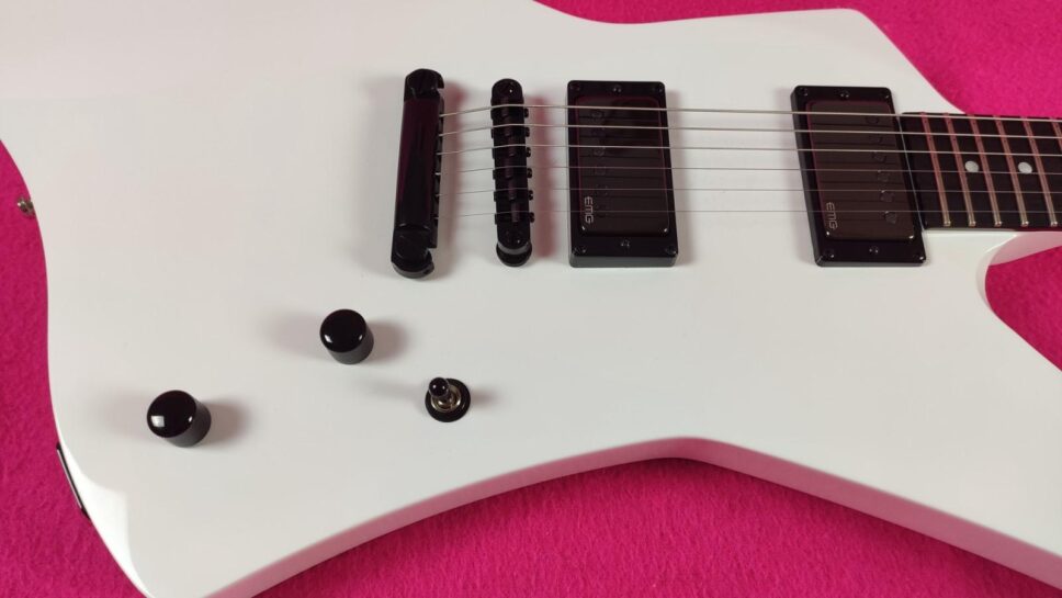 LTD (by ESP) Snakebyte SW Snow White James Hetfield Metallica + CUSTODIA