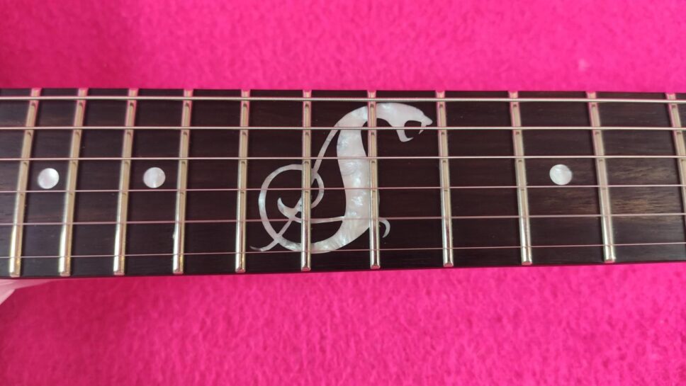 LTD (by ESP) Snakebyte SW Snow White James Hetfield Metallica + CUSTODIA