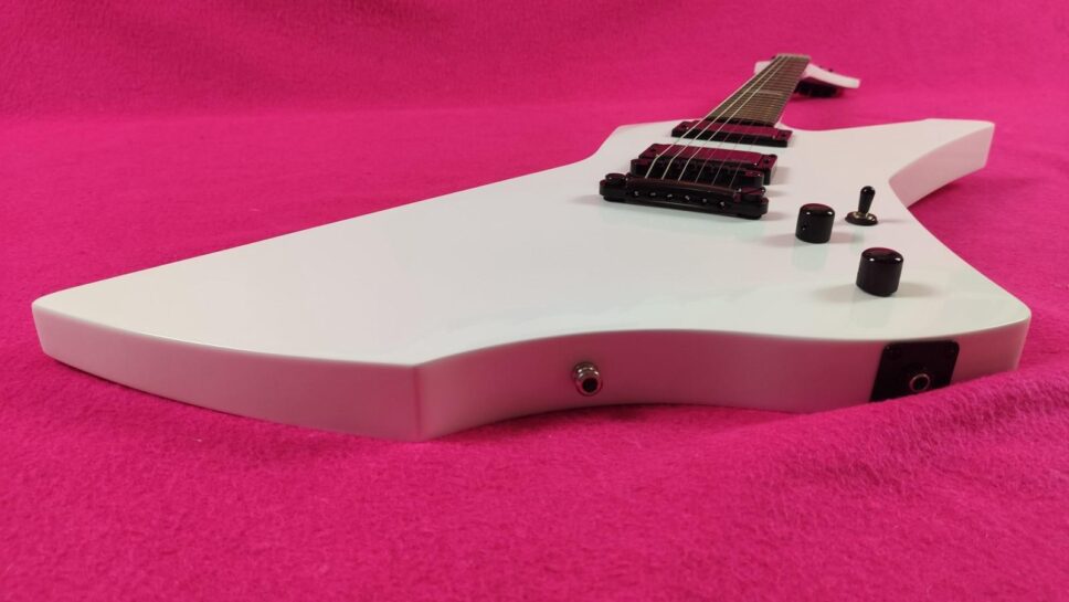 LTD (by ESP) Snakebyte SW Snow White James Hetfield Metallica + CUSTODIA