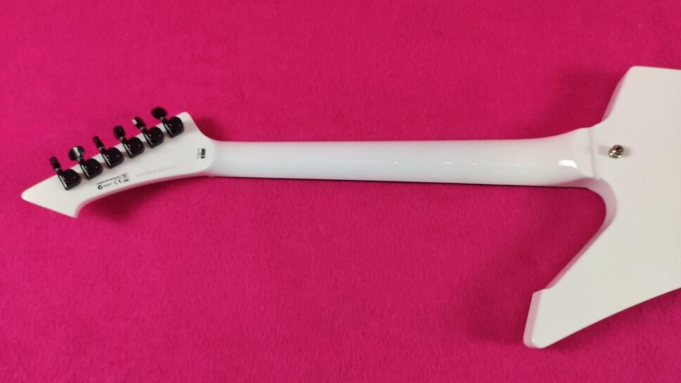 LTD (by ESP) Snakebyte SW Snow White James Hetfield Metallica + CUSTODIA