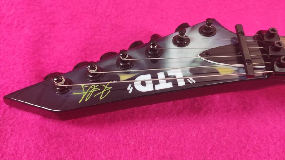 LTD (by ESP) KH-WZ White Zombie Kirk Hammett Metallica Signature