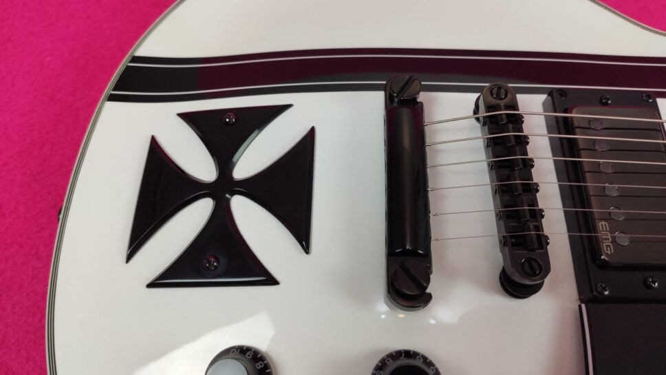 LTD (by ESP) Iron Cross SW (Snow White) James Hetfield Signature