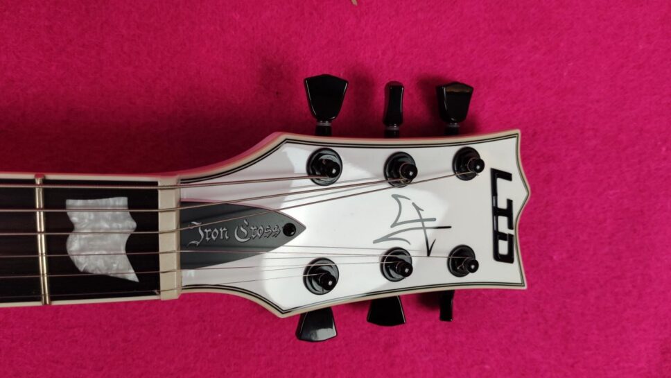LTD (by ESP) Iron Cross SW (Snow White) James Hetfield Signature
