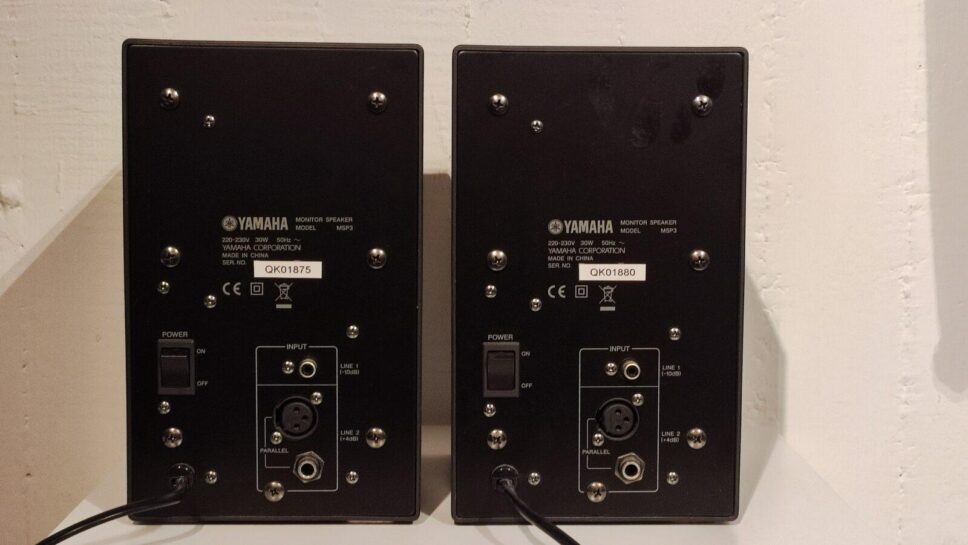 2 Yamaha MSP3 Monitor Speakers