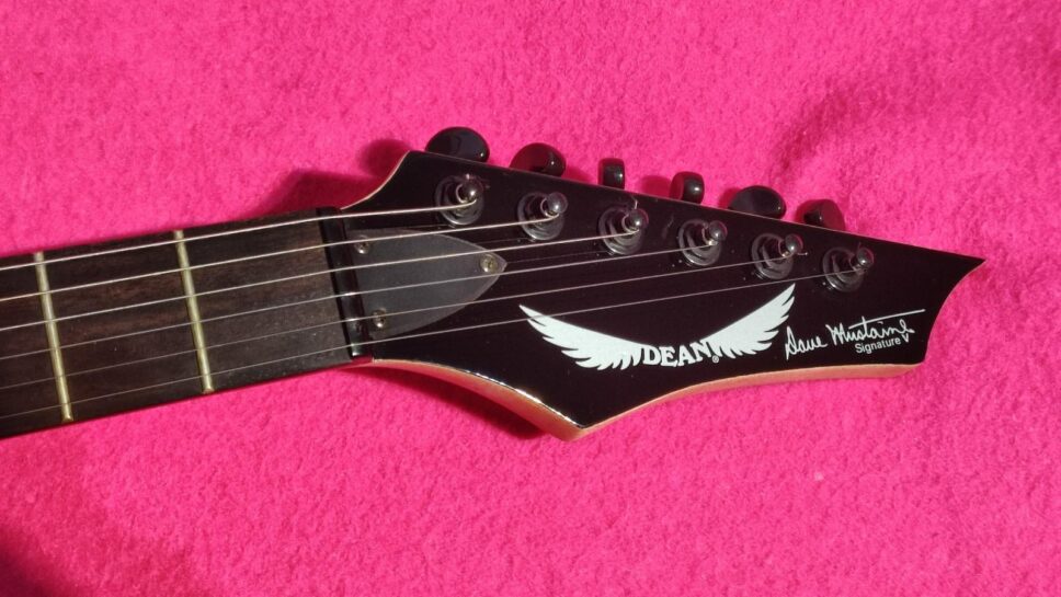 DEAN Dave Mustaine Signature VMNTxcbk Bolt On Classic Black