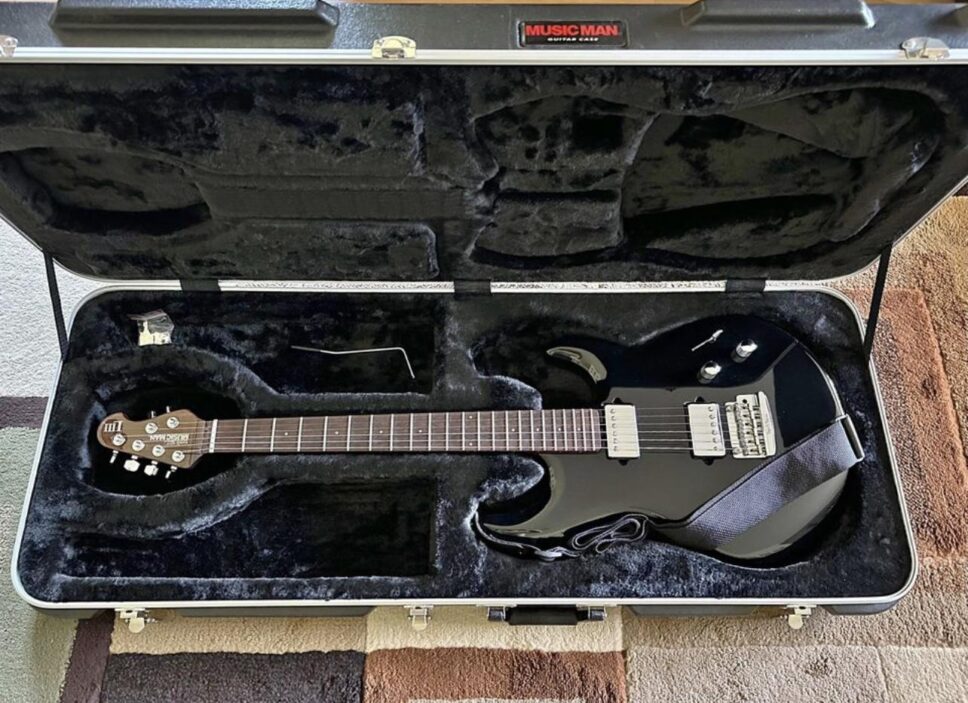 Music Man Luke III (LIII) Black (USA made)
