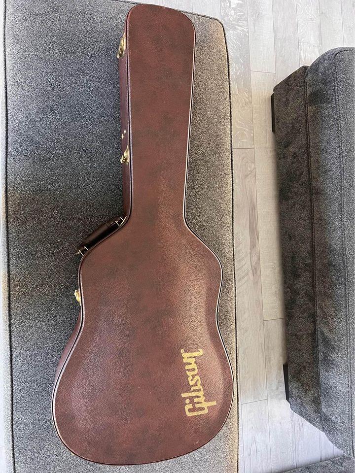 Pristine - 2018 Gibson J-45 Standard Electric Acoustic Guita