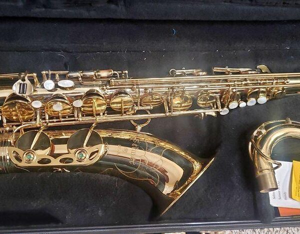 Selmer Tenor Saxophone - the American MK VI (Omega 164)