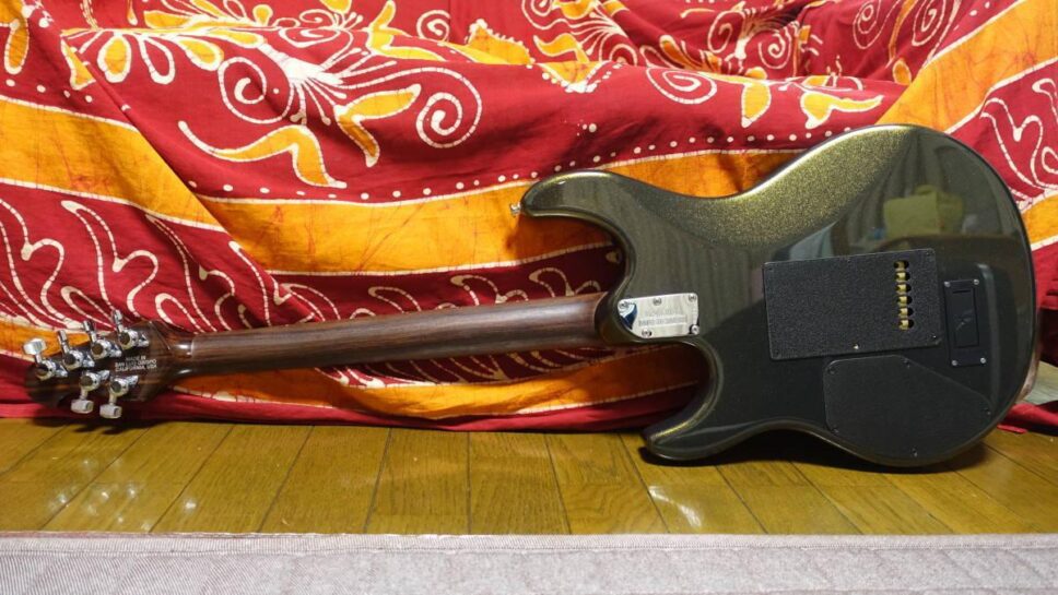 Early model MUSIC MAN LUKE 3 HH OLIVE GOLD Rosewood Neck Mus