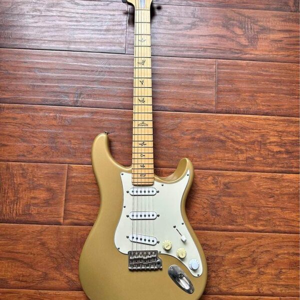 PRS Silver Sky John Mayer Golden Mesa