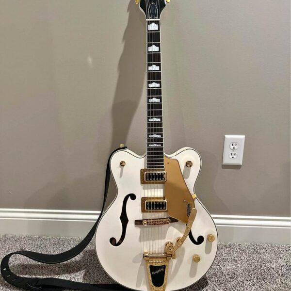 Gretsch 5422TG Hollowbody Electric Guitar W/Hard Case and St