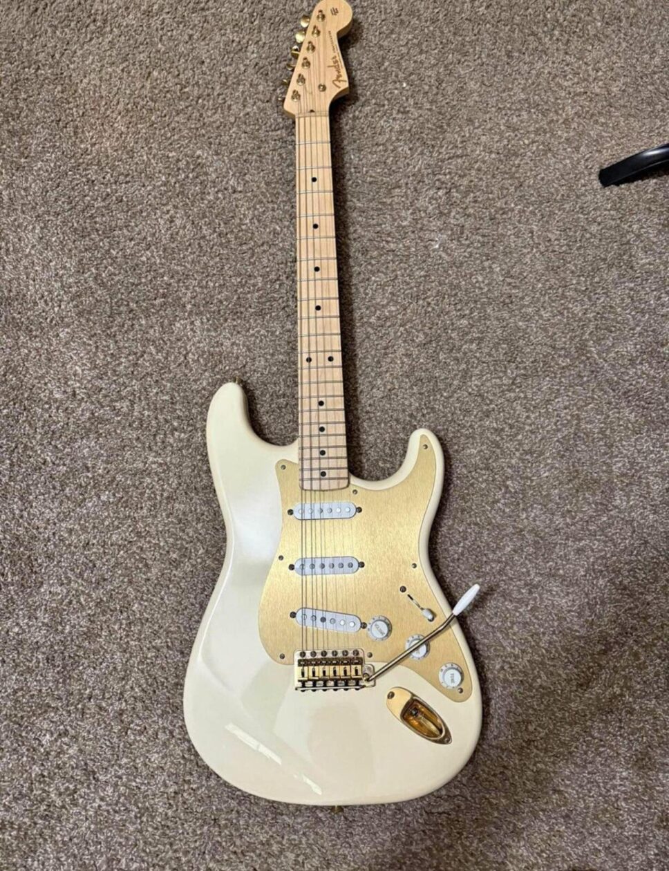 Fender Stratocaster