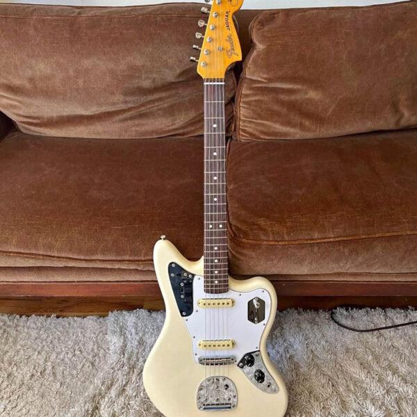 Fender Johnny Marr Jaguar - Olympic White