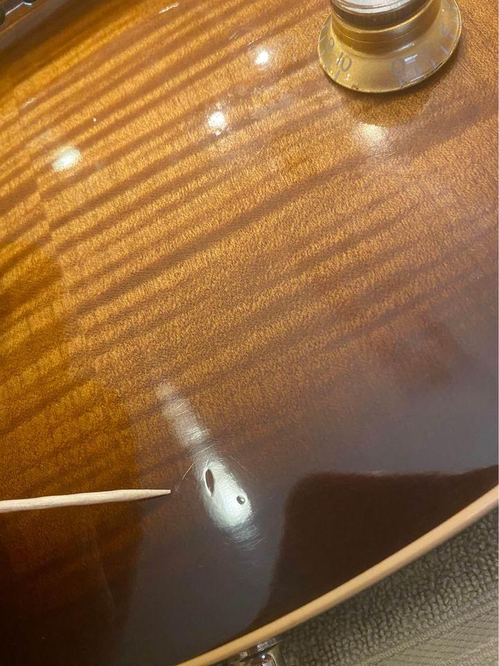 2005 Gibson Les Paul Standard in Desert Burst