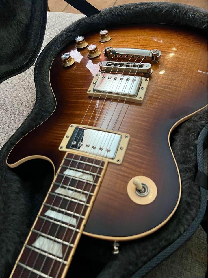 2005 Gibson Les Paul Standard in Desert Burst