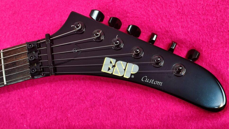 ESP Custom Explorer EXP w. Trem - Black 1997 James Hetfield