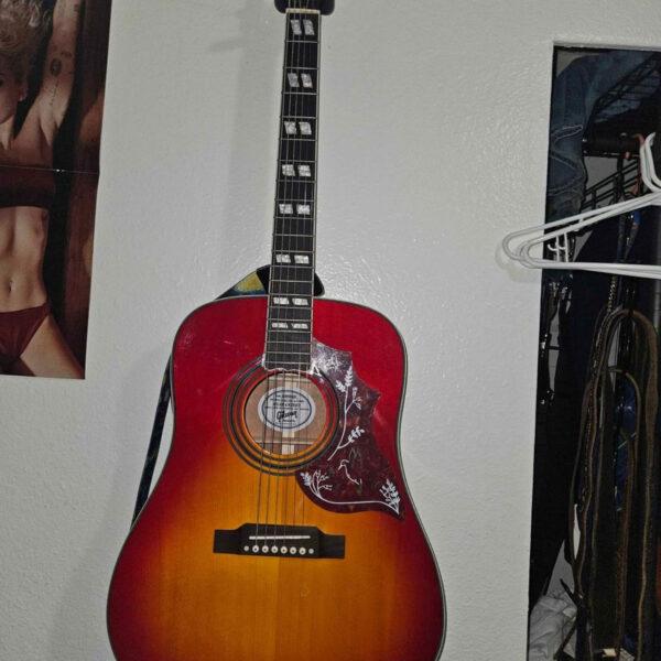 Gibson Hummingbird guitar