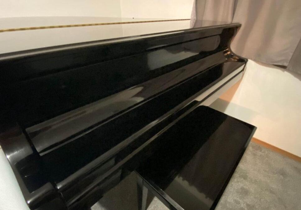 Ellington Model 396 baby grand piano