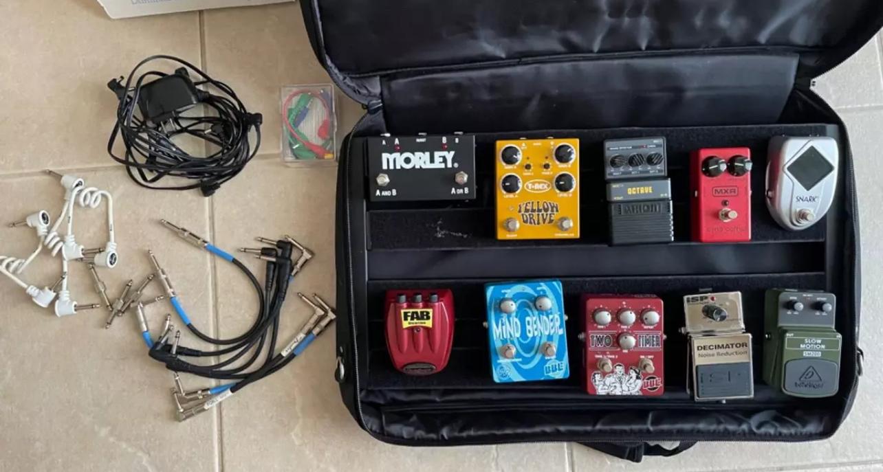 SDRANG - multiple guitar effects pedals with pedal board