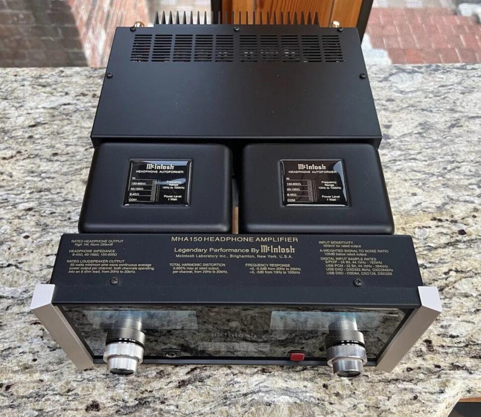 McIntosh MHA150 Integrated Headphone/ Speaker Amplifier