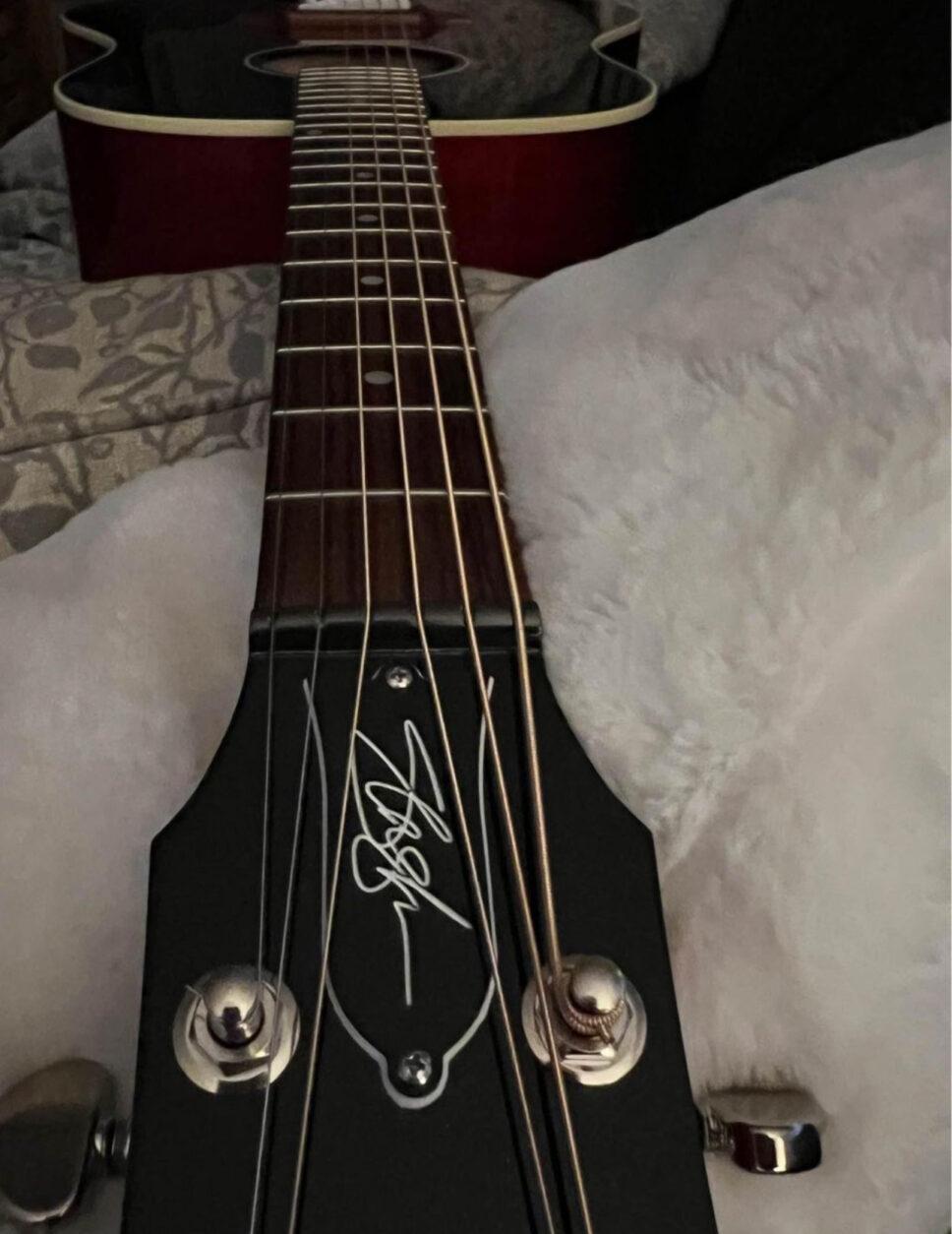 Gibson J45 Slash Vermillion Burst