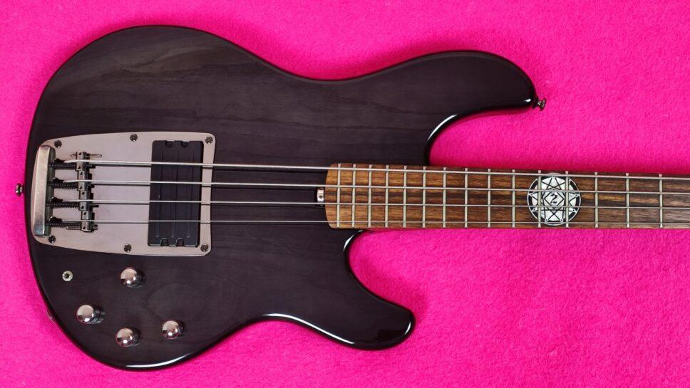 Ibanez Paul Grey PGB1 SLIPKNOT Discontinued very rare MINT!