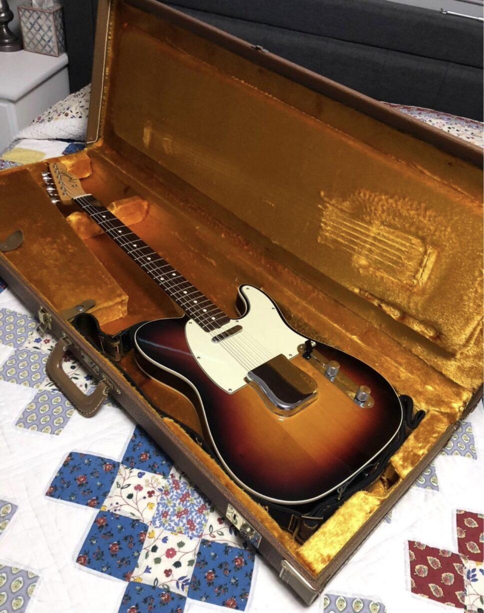 SDRANG 62 TELECASTER GUITAR AVRI 2008 CUSTOM FENDER