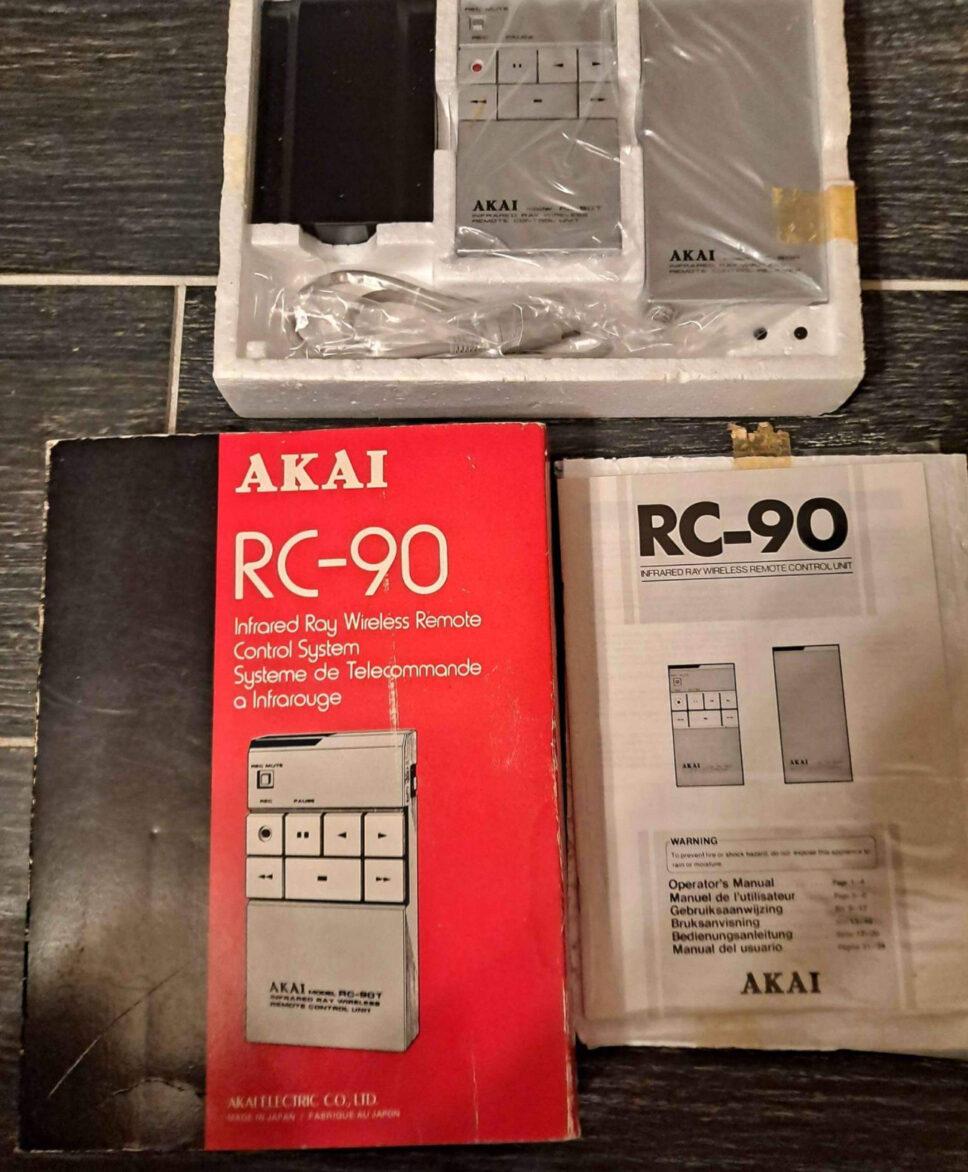 BLACK MINT AKAI GX-747dbx REEL TO REEL TAPE DECK.