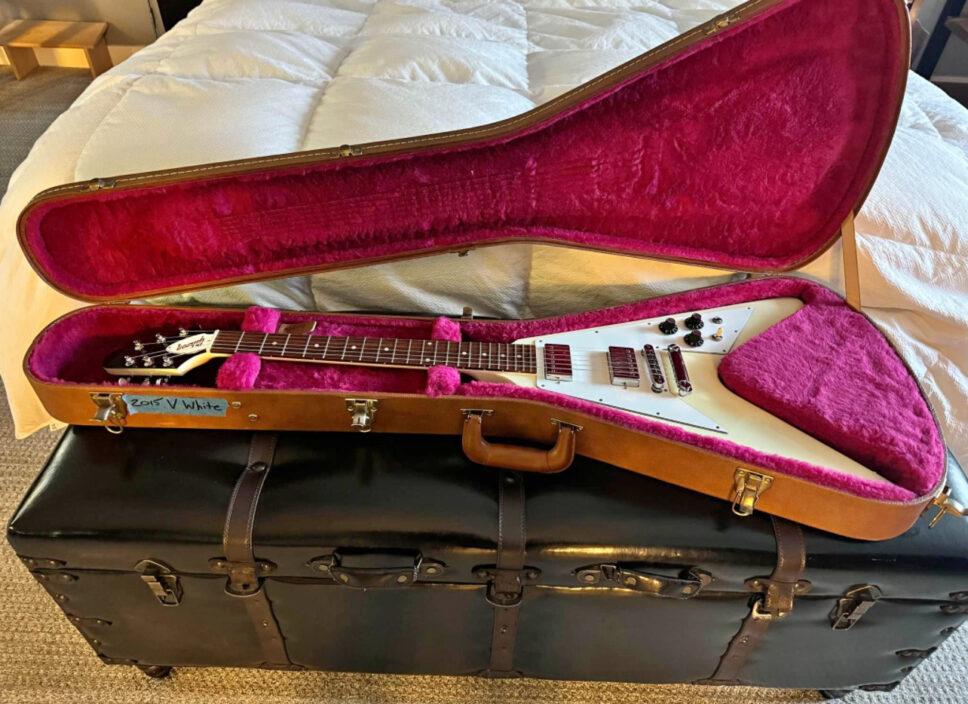 Gibson Flying V Alpine White