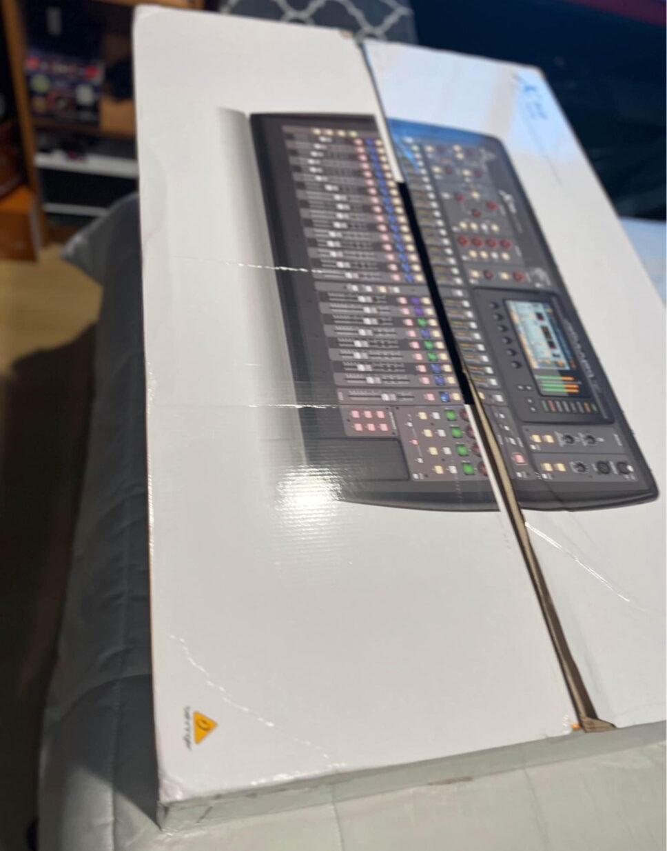 Behringer X32