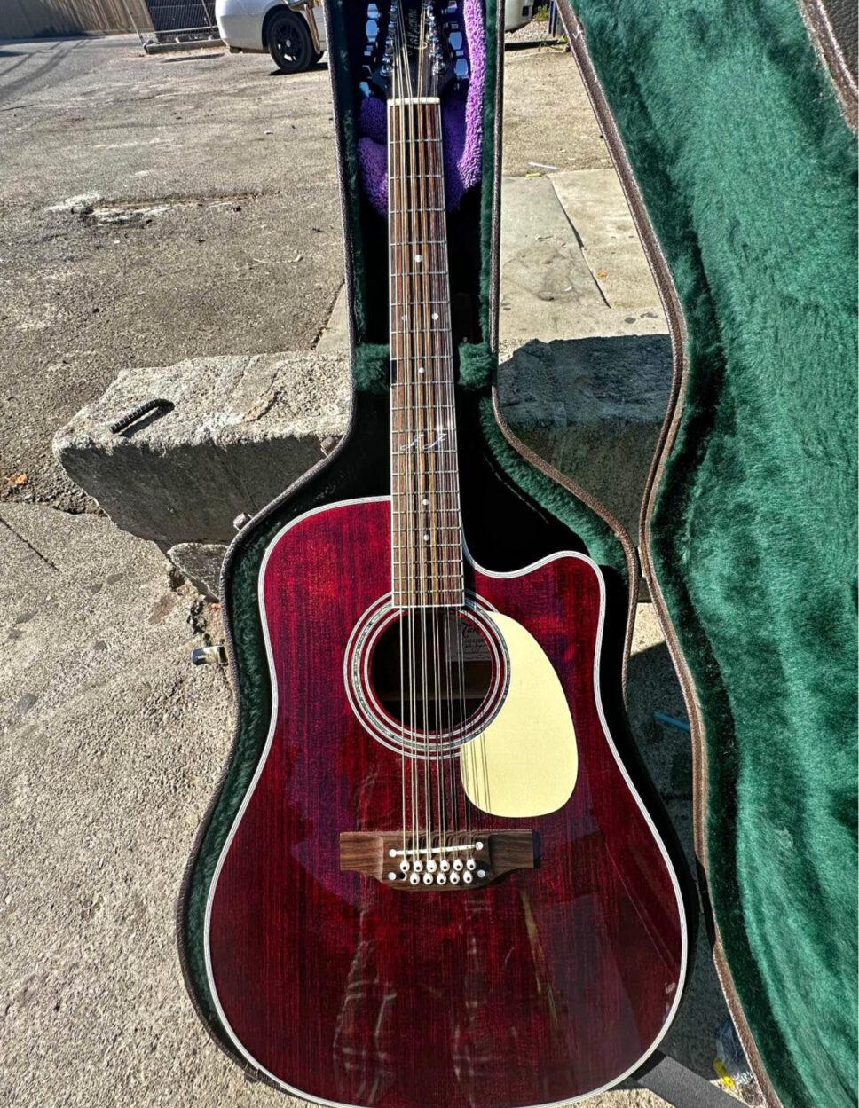 TAKAMINE JJ 12 STRING GUITAR