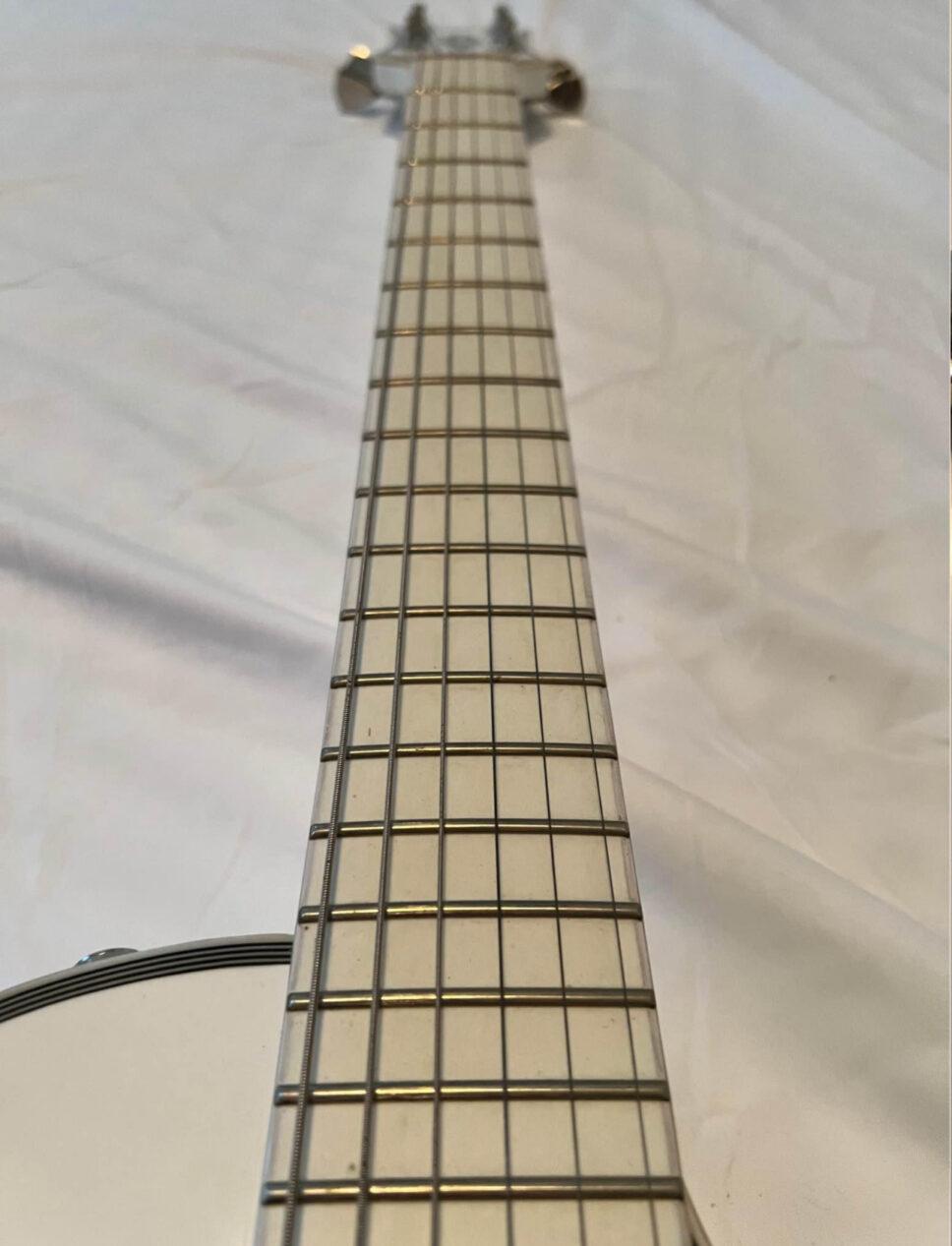 Epiphone Matt Heafy Signature "Snofall" Les Paul Custom 2018