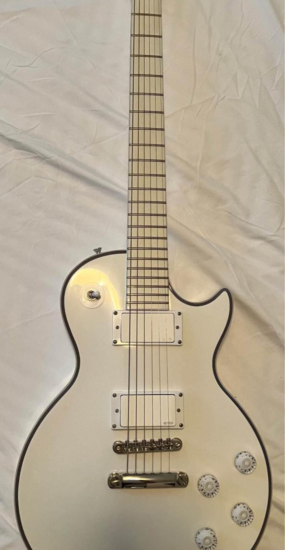 Epiphone Matt Heafy Signature "Snofall" Les Paul Custom 2018