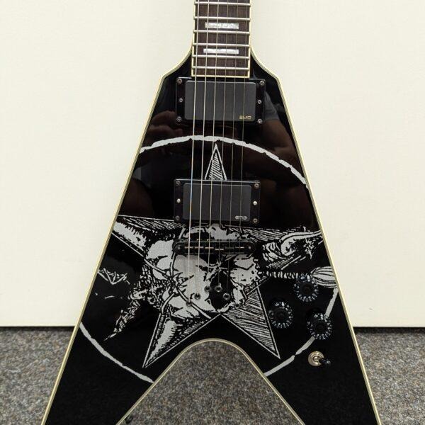 Dean V Guitar Eric Peterson Signature - Rare!